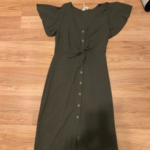 Women’s size large button up dress